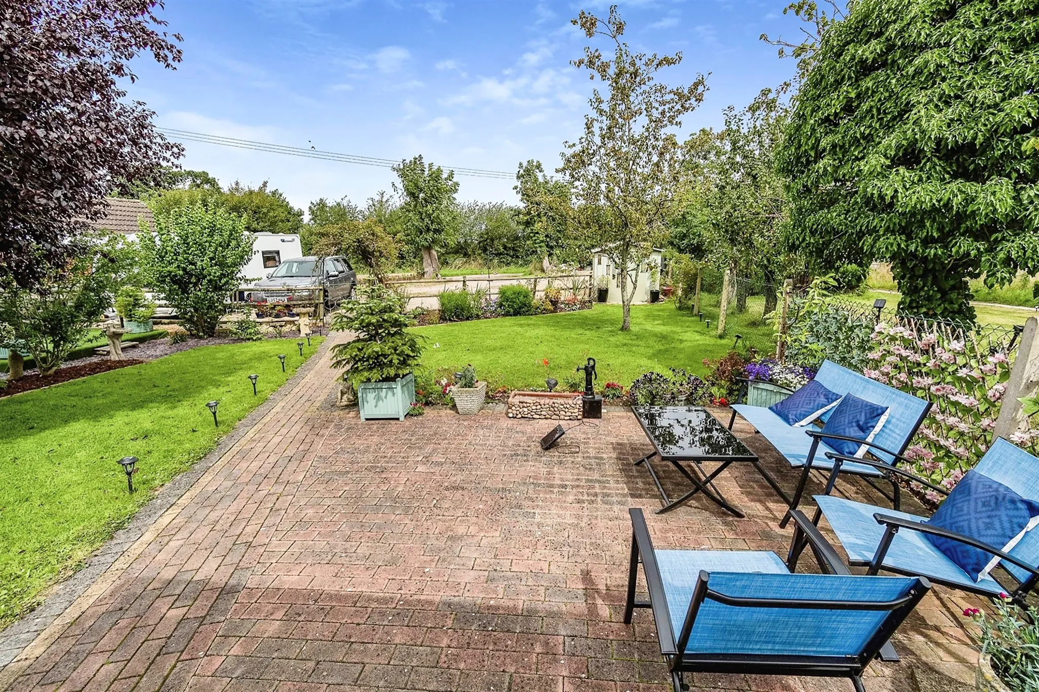 4 bed Semi-Detached