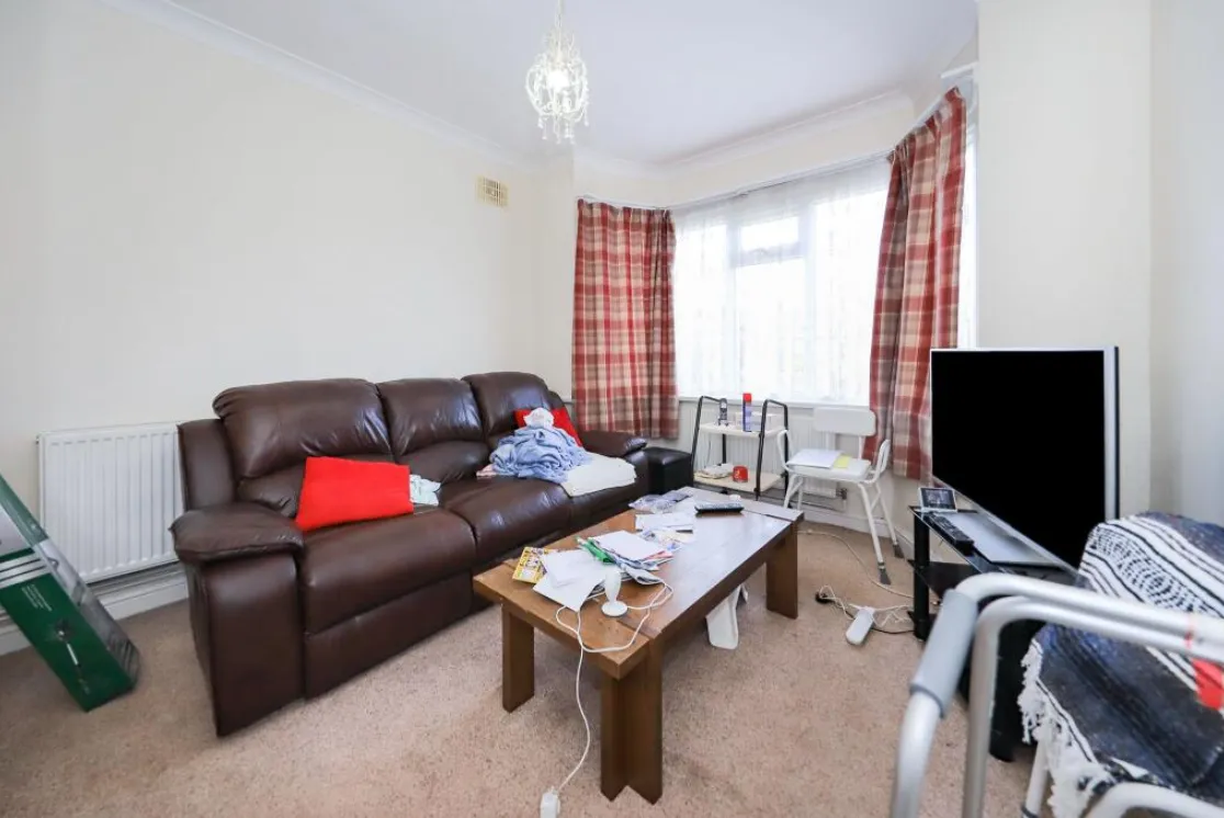 2 bed Semi-Detached Bungalow
