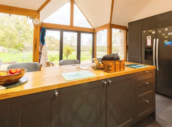 5 bed Barn Conversion