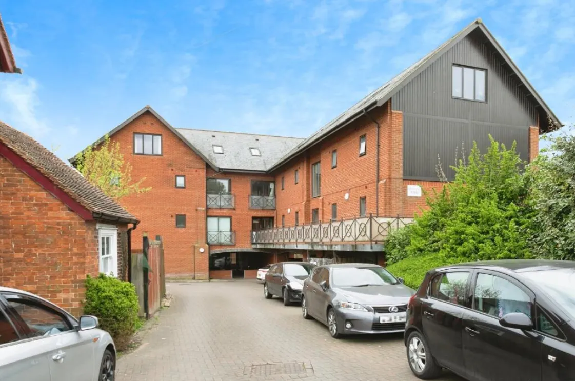 2 bed Apartment