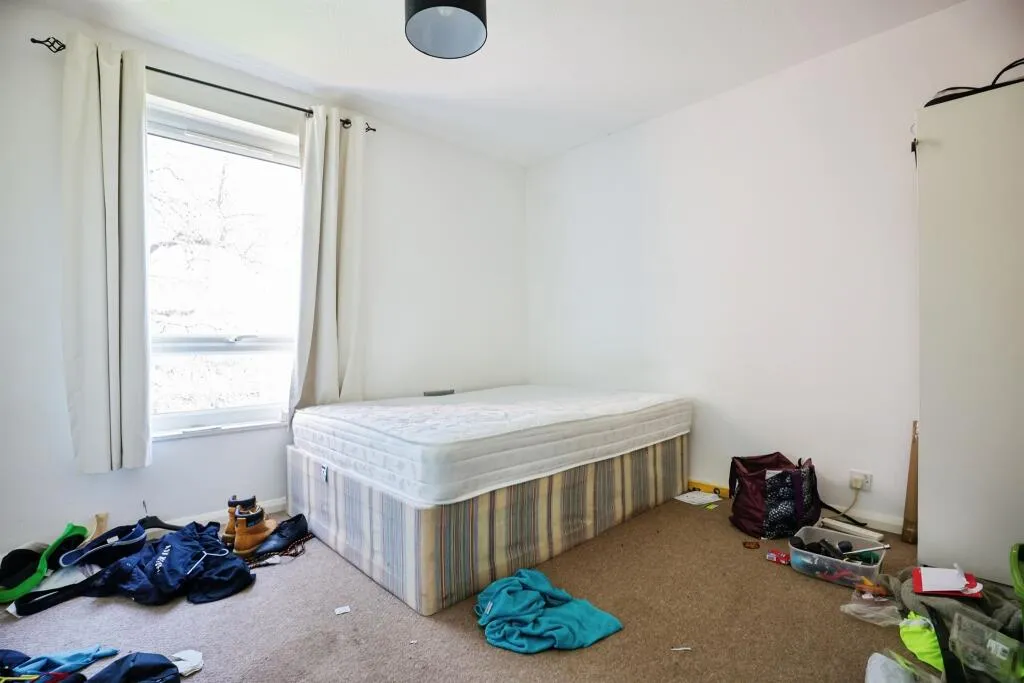 2 bed Ground Flat