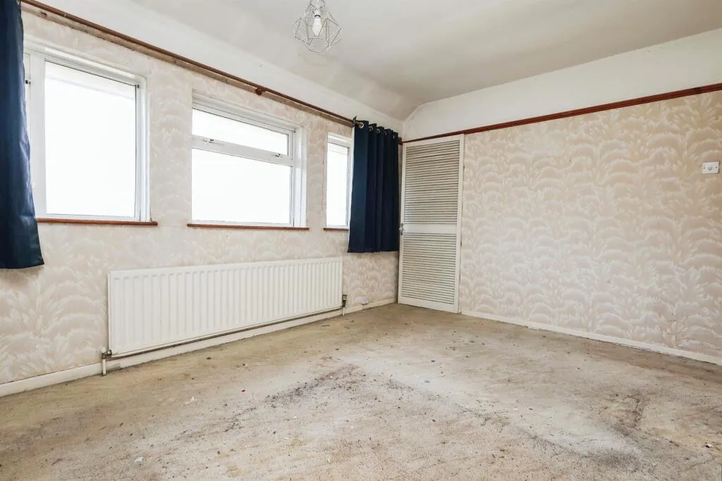 3 bed Terraced