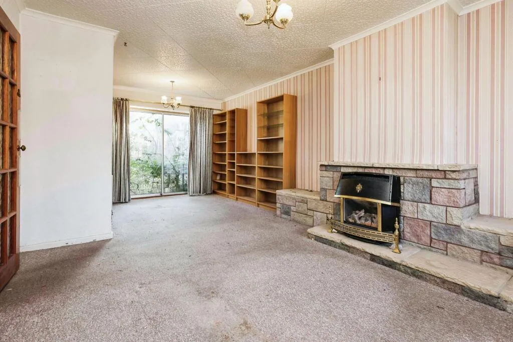 3 bed Terraced
