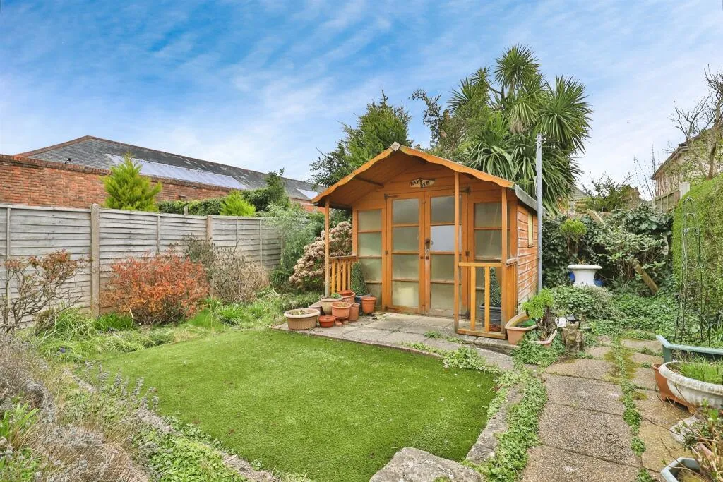 2 bed Semi-Detached