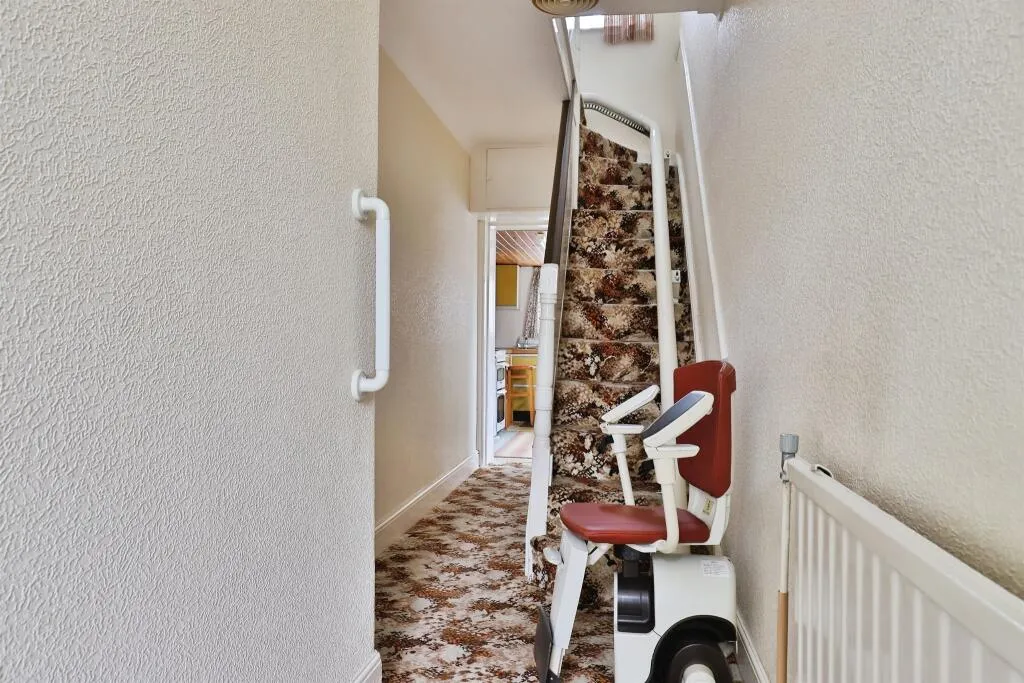 2 bed Semi-Detached