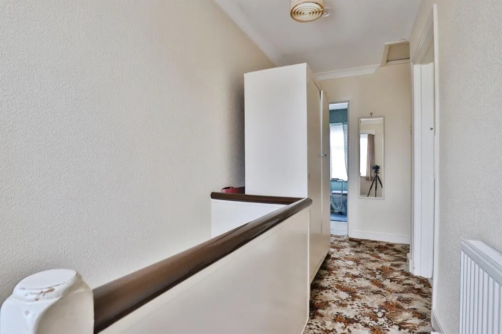 2 bed Semi-Detached