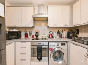 2 bed Ground Flat