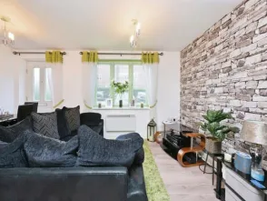 2 bed Ground Flat