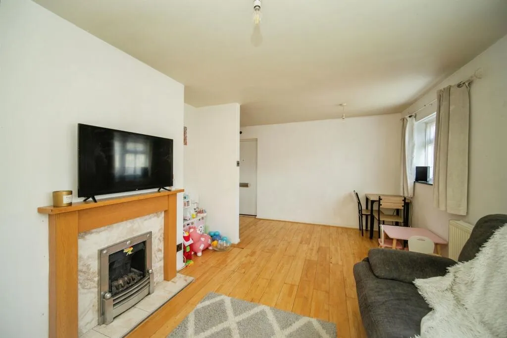 2 bed Apartment