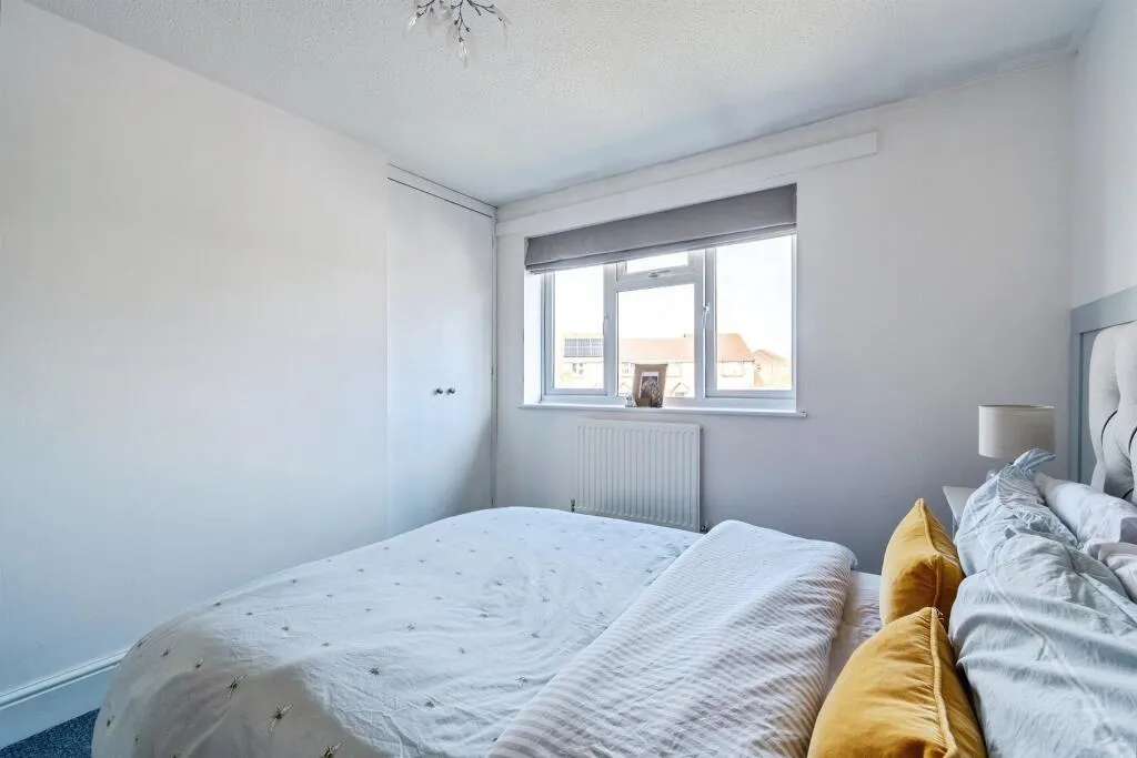 2 bed End of Terrace