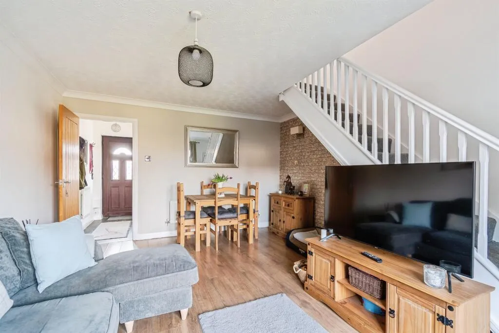 2 bed End of Terrace
