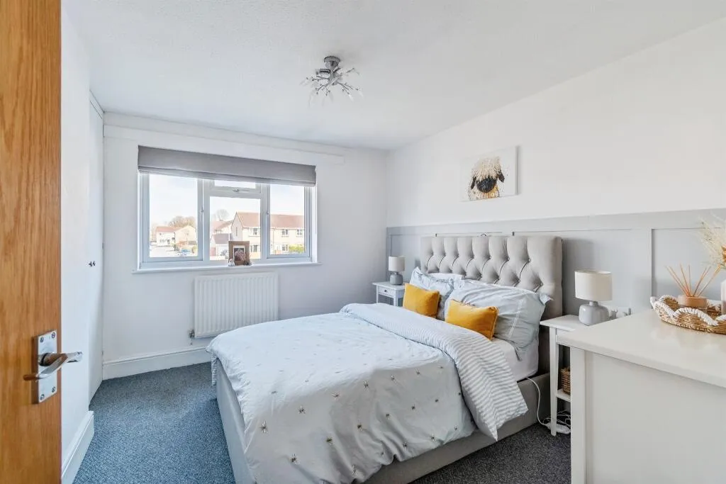 2 bed End of Terrace