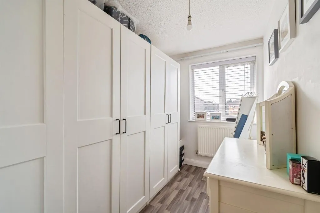 2 bed End of Terrace