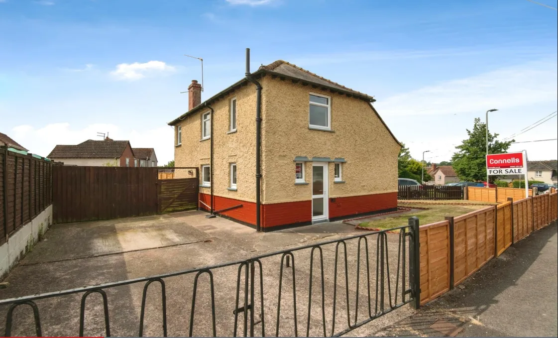 3 bed End of Terrace