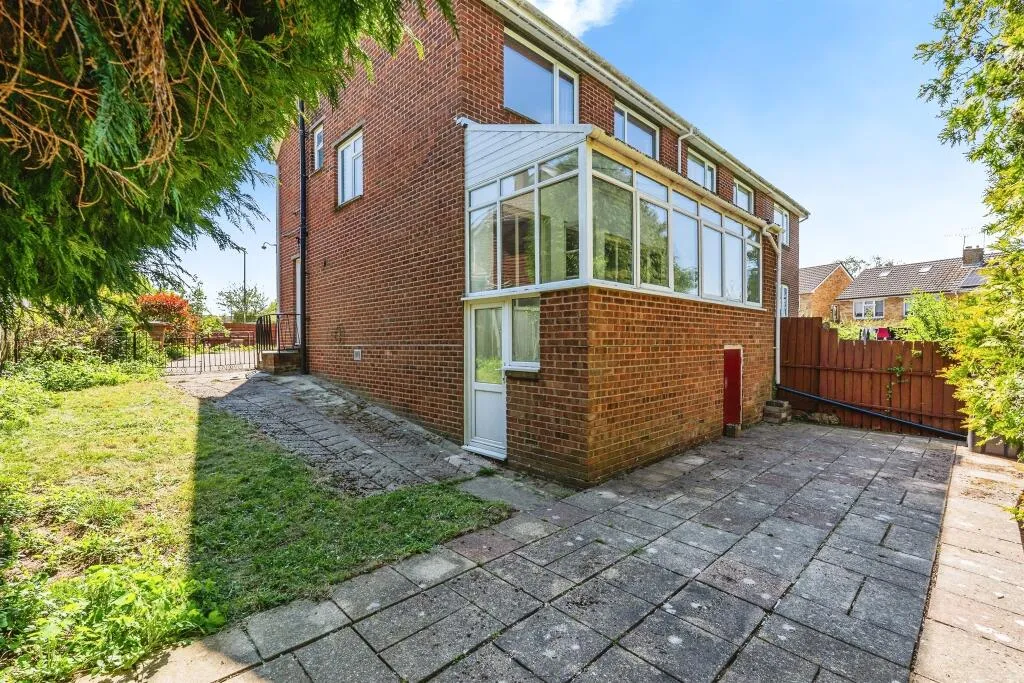 3 bed Semi-Detached