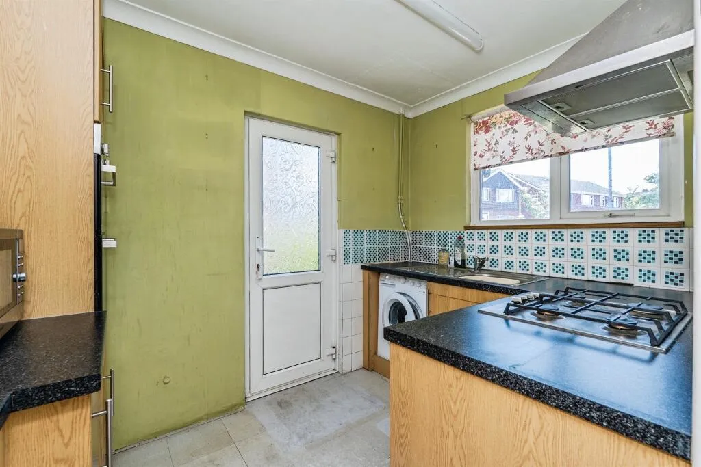 3 bed Semi-Detached