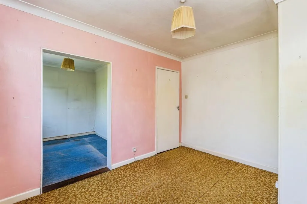 3 bed Semi-Detached