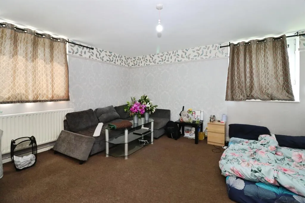 2 bed Apartment