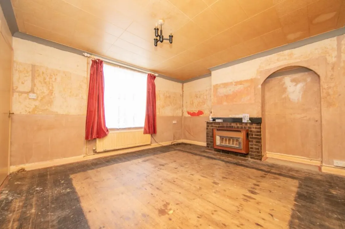 3 bed Terraced