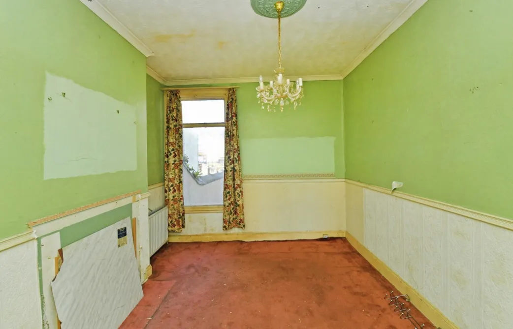 3 bed Terraced