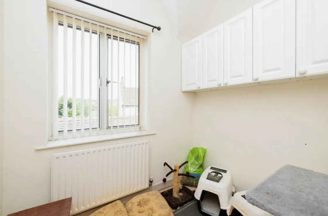 3 bed End of Terrace