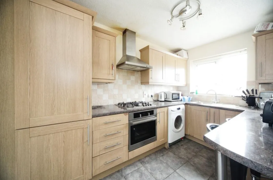 1 bed Maisonette