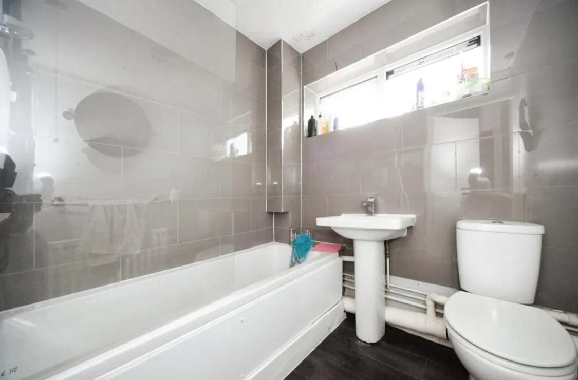 1 bed Maisonette