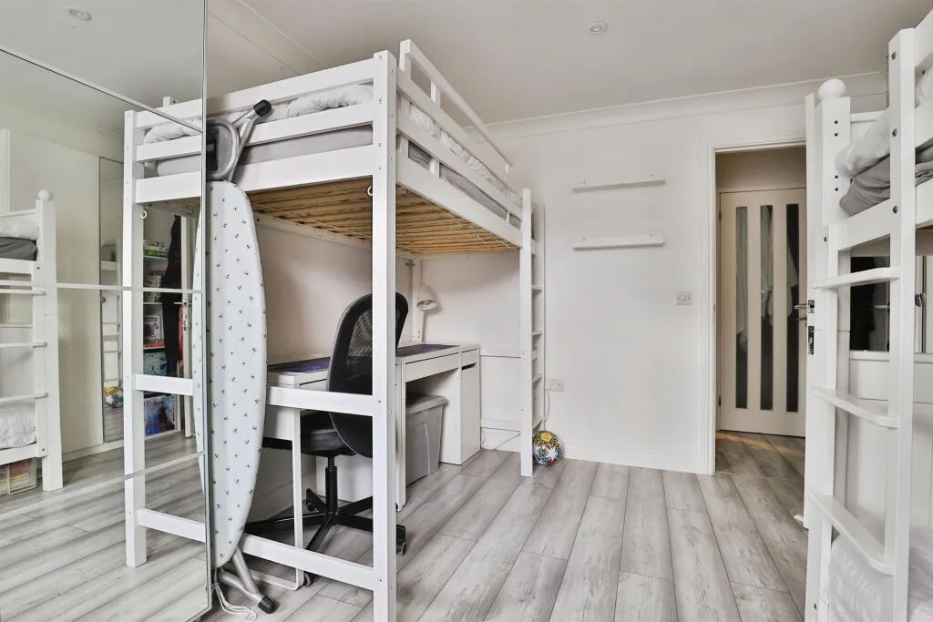2 bed Apartment