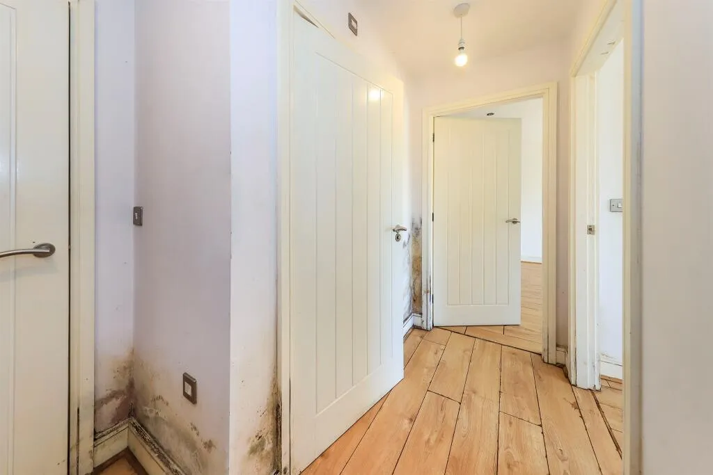 1 bed Ground Flat