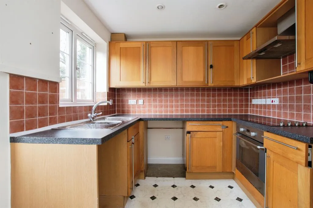 3 bed Terraced