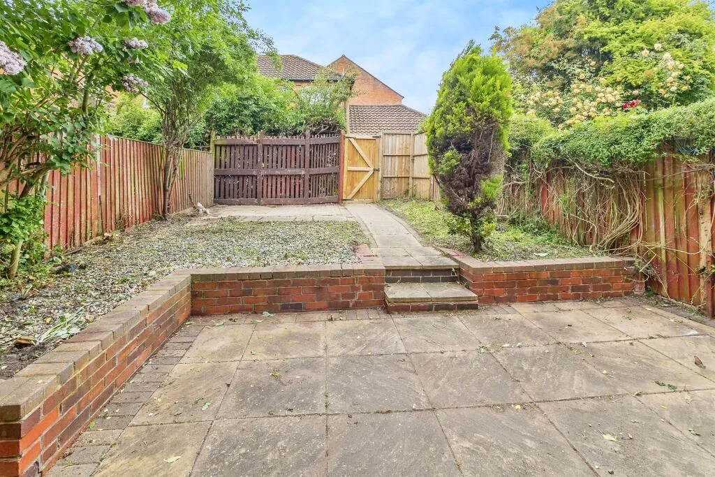 3 bed Terraced