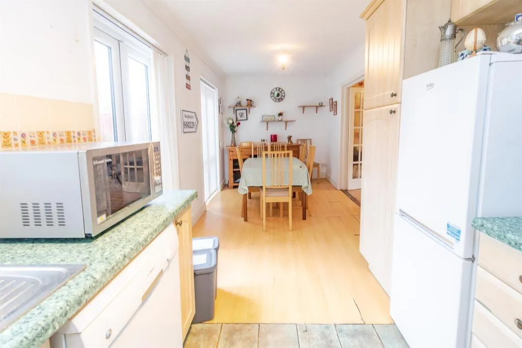 3 bed Terraced