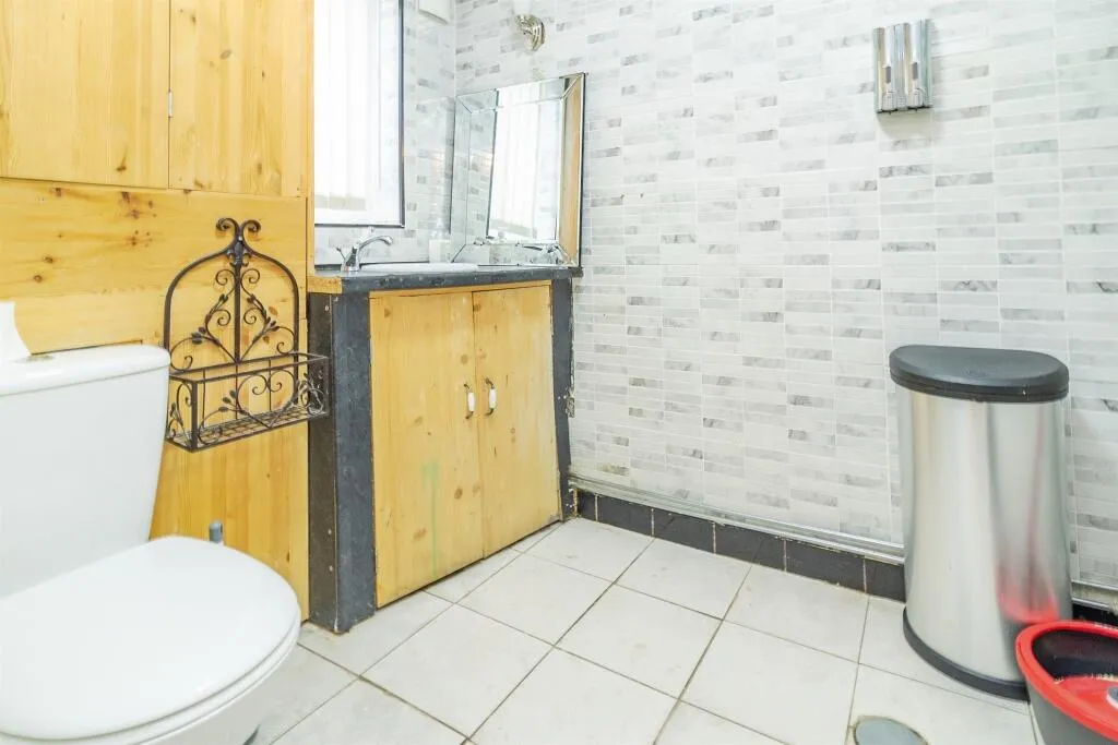 3 bed Terraced