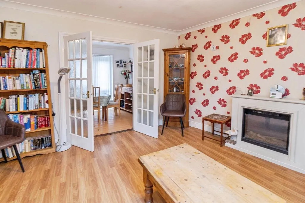 3 bed Terraced