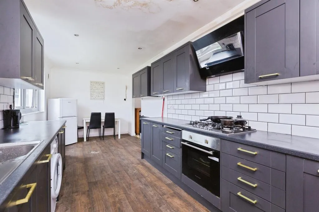 3 bed Semi-Detached