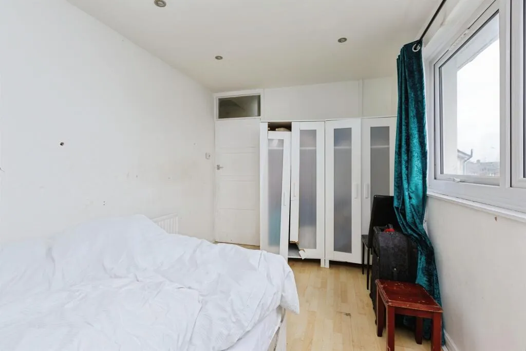 3 bed Semi-Detached