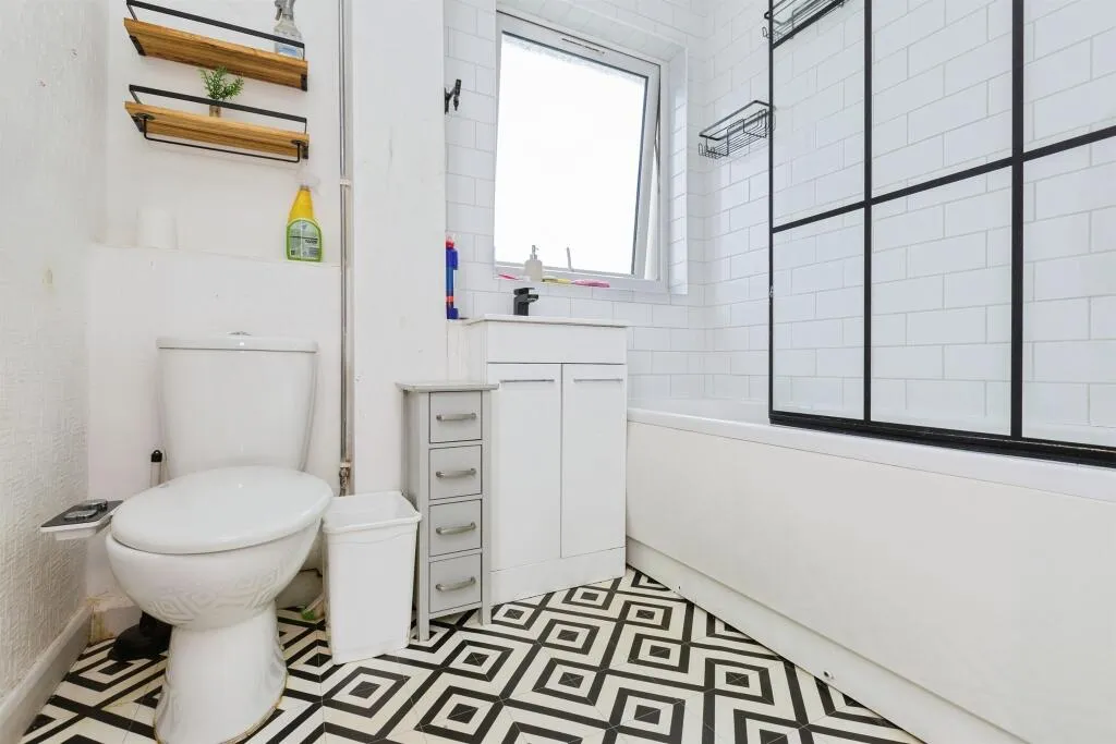 3 bed Semi-Detached