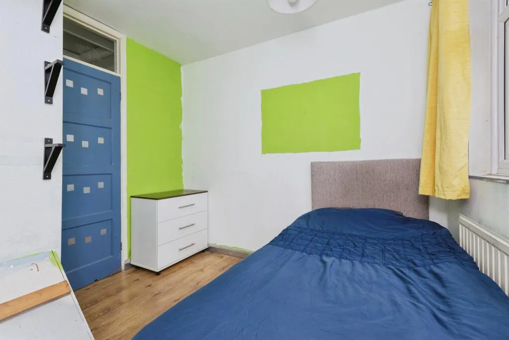 3 bed Semi-Detached