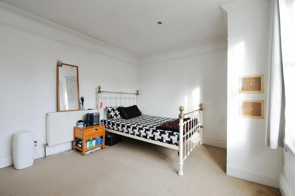 2 bed Apartment