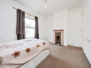 2 bed Terraced