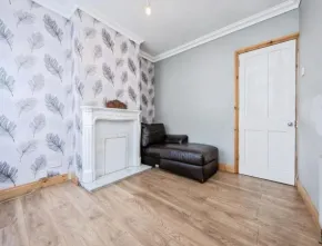 2 bed Terraced