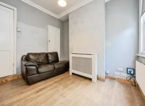 2 bed Terraced