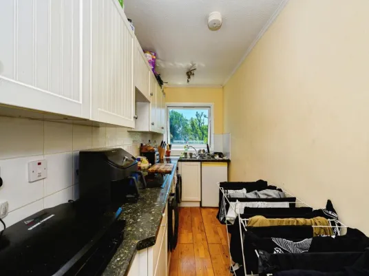 1 bed Apartment
