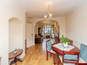 3 bed Semi-Detached