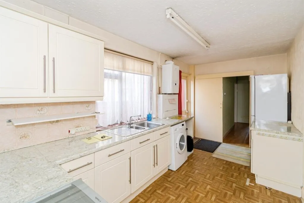 3 bed Terraced