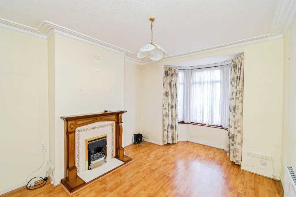 3 bed Terraced