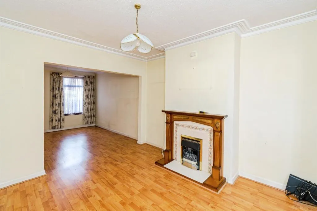 3 bed Terraced