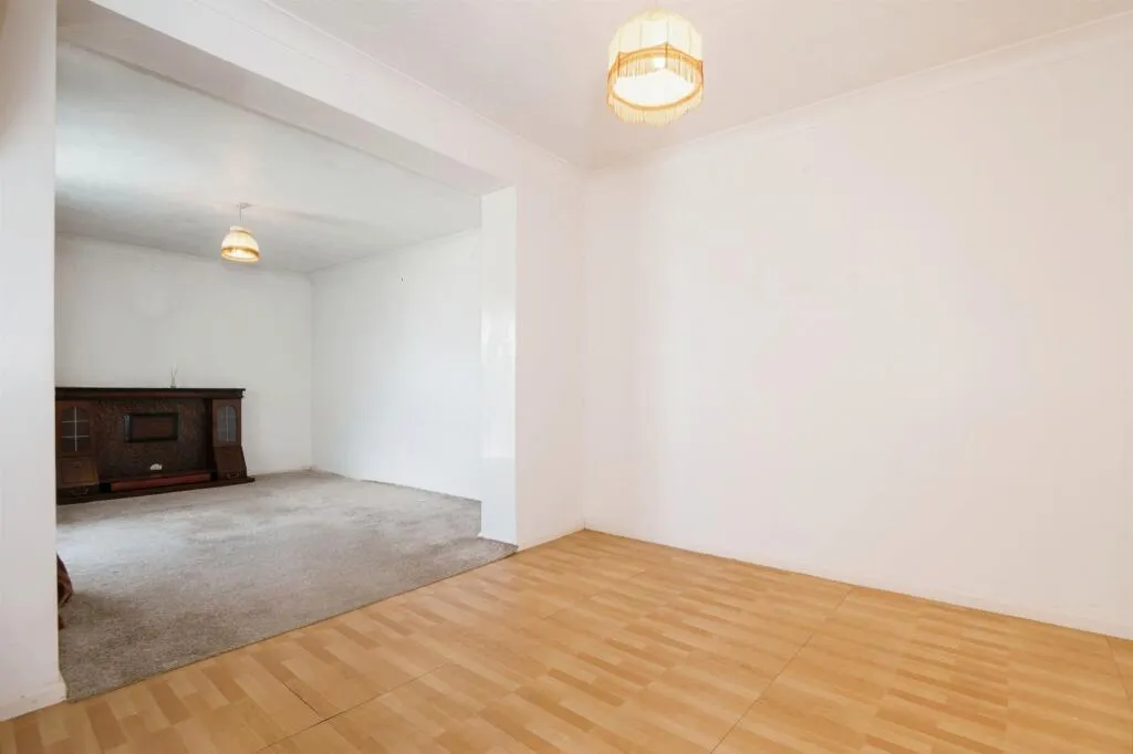 3 bed Semi-Detached