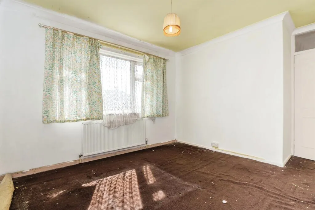 3 bed Semi-Detached