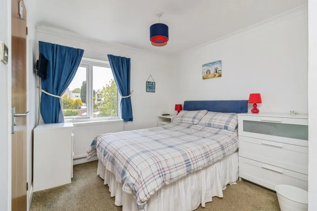 12 bed Semi-Detached